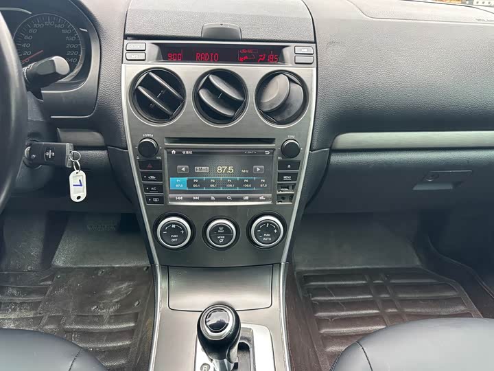 Mazda 6 2015 2.0 L AT Luxury — фото 18