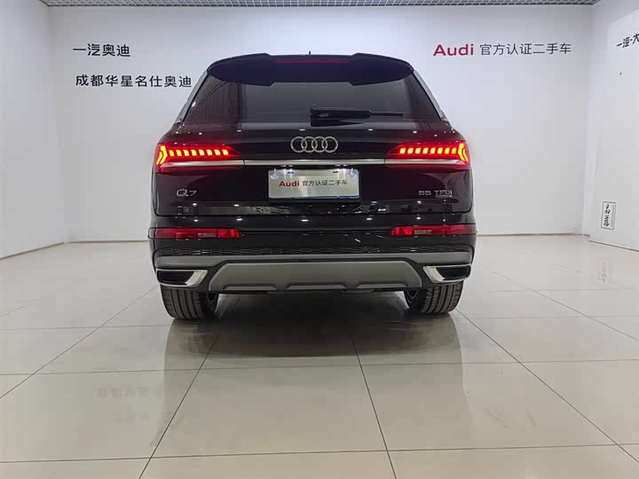 Audi Q7 2022 55 TFSI quattro S line Sport — фото 5