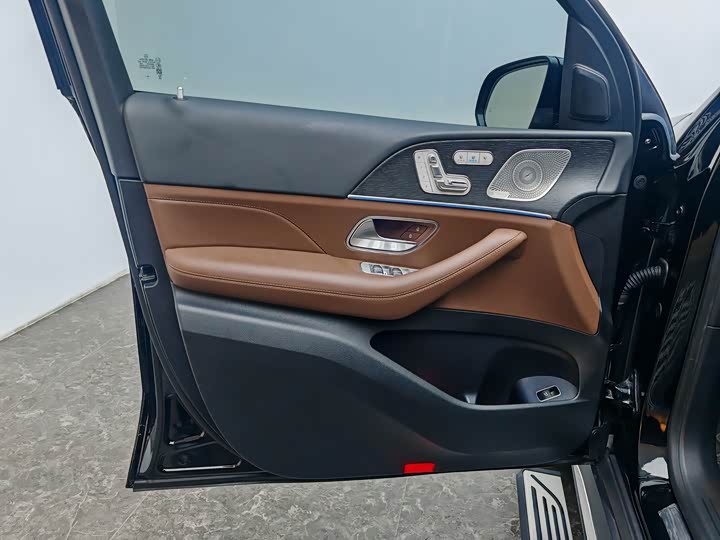 Mercedes-Benz GLE 2024 GLE 450 4 MATIC Luxury — фото 19