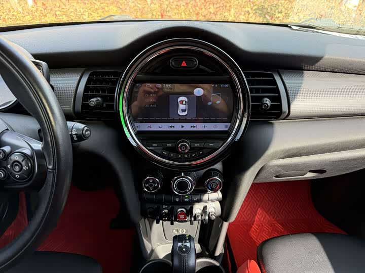 MINI Hatch — фото 14