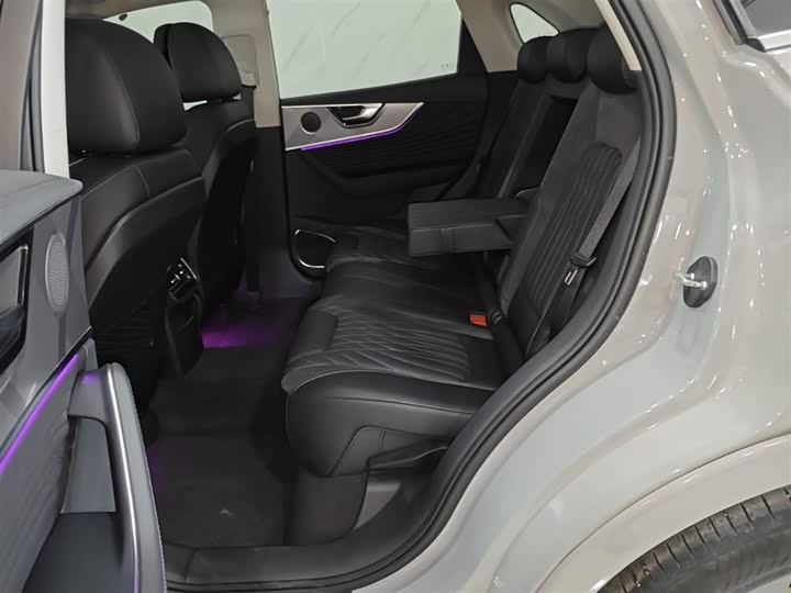 Hongqi HS5 2023 2.0 T Pro — фото 17