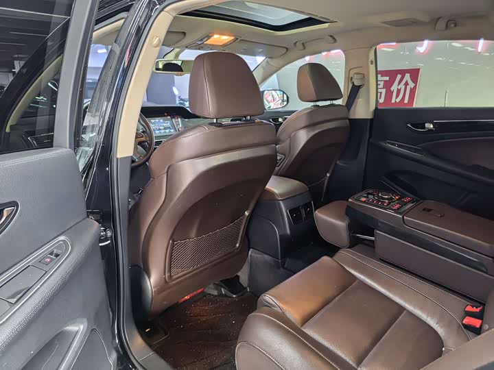 Hongqi H7 2017 2.0 T Luxury — фото 6