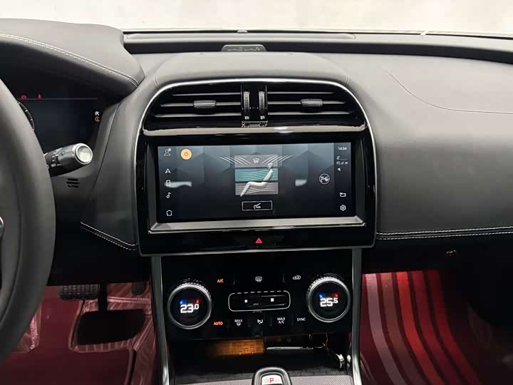 Jaguar XEL 2023 2.0 T 250 PS R-DYNAMIC S — фото 16