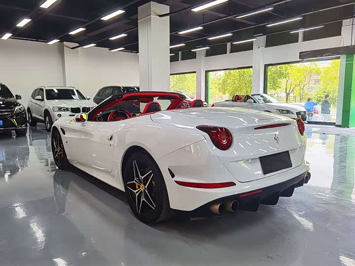 Ferrari California 2015 3.9 T Standard — фото 7