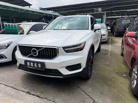 Volvo XC40 2022 T 4 WD — фото 10