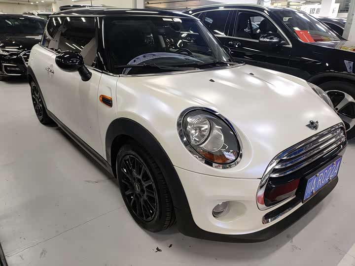MINI Hatch — фото 1