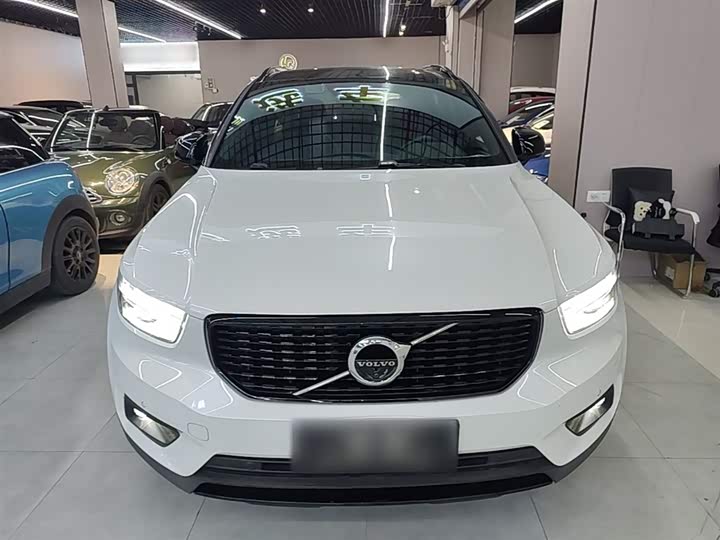 Volvo XC40 2021 T 4 WD — фото 3