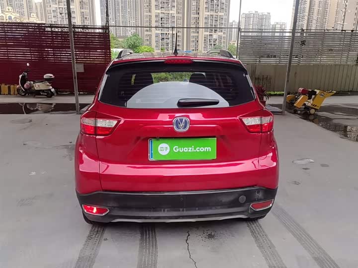 Changan CS15 2016 1.5 L AT — фото 6