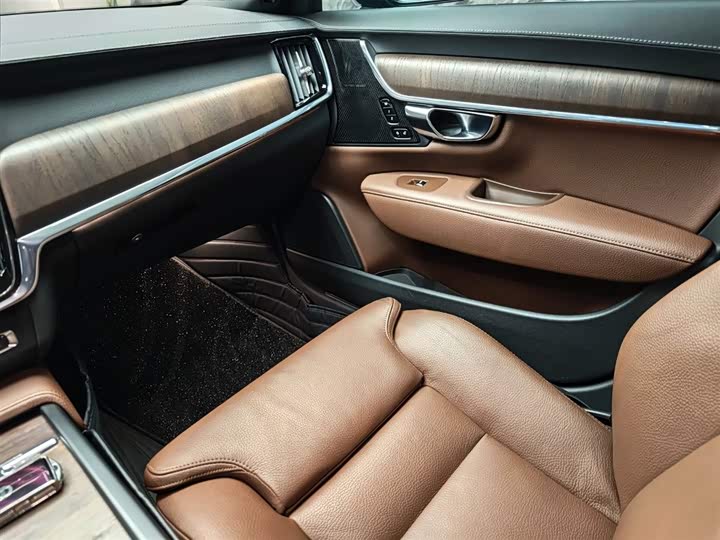 Volvo S90 2021 B 5 — фото 17