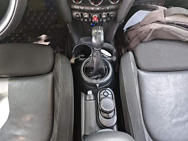 MINI Hatch — фото 14