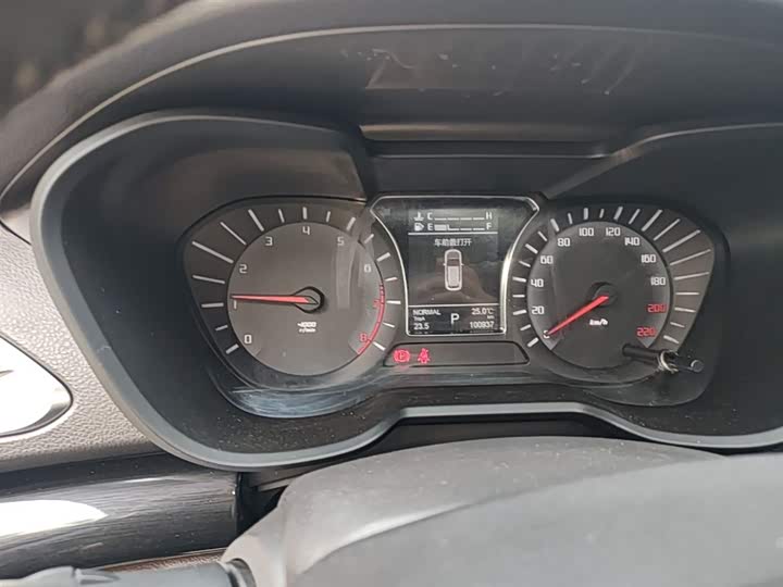 Trumpchi GS4 2017 235 T AT 2 WD — фото 12