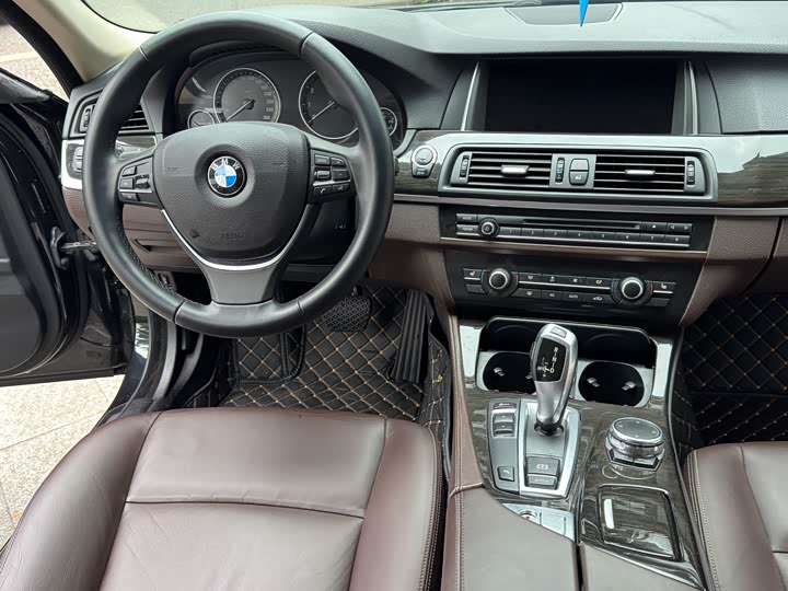 BMW 5-Series 2014 525 Li — фото 8