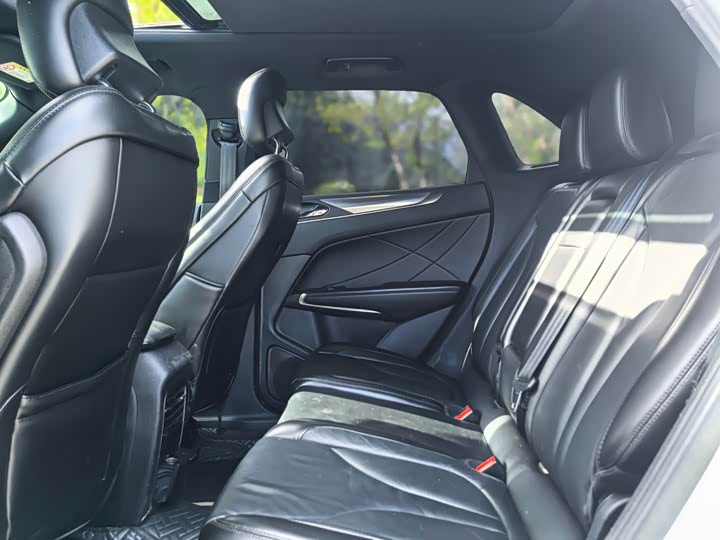 Lincoln MKC 2017 2.0 T 2 WD — фото 9