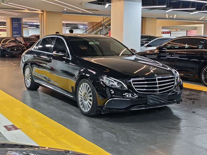 Mercedes-Benz E-Class 2020 E 300 L Luxury — фото 3