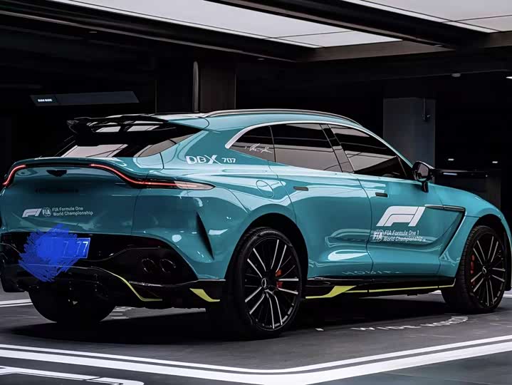 Aston Martin DBX 2021 4.0 T V 8 — фото 2