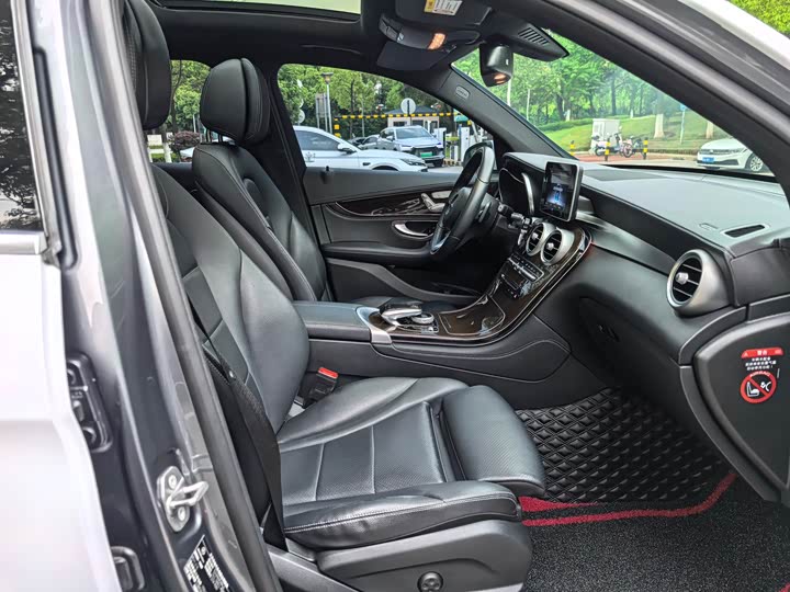 Mercedes-Benz GLC 2019 GLC 260 L 4 MATIC — фото 13