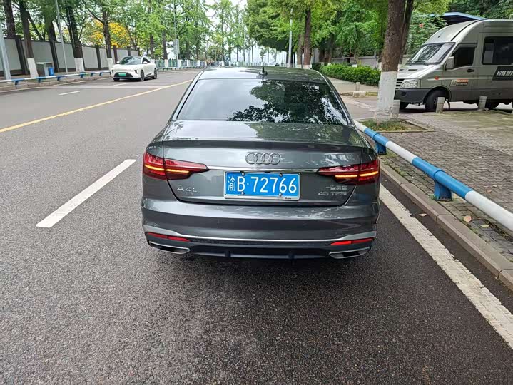 Audi A4L 2022 40 TFSI — фото 8