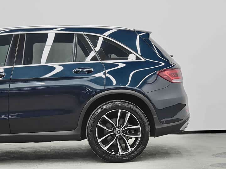 Mercedes-Benz GLC 2021 GLC 260 L 4 MATIC Luxury — фото 27