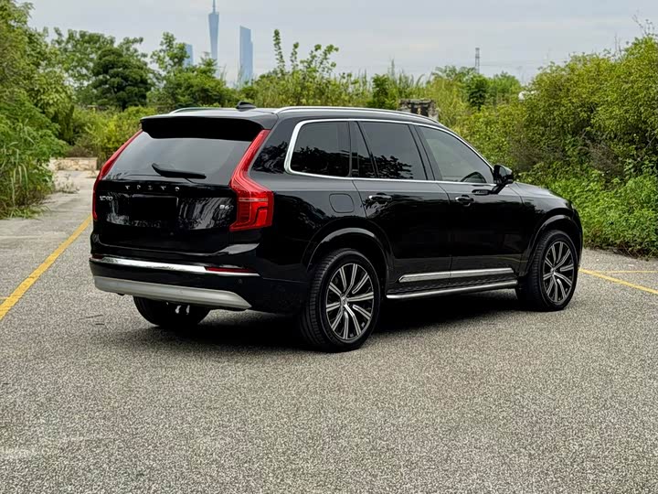 Volvo XC90 2022 B 6 7 — фото 11
