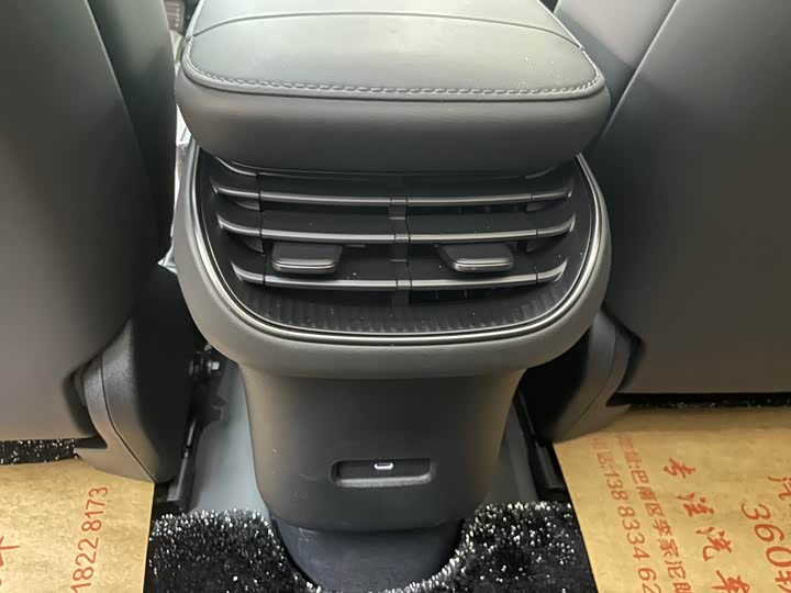 NIO ET5T 2024 75k Wh Touring — фото 21