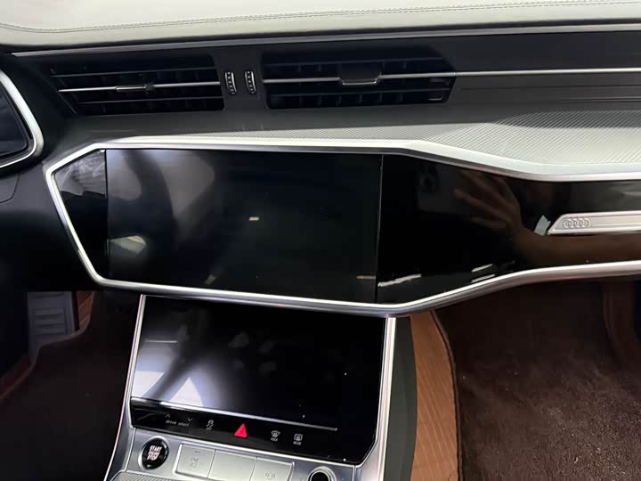 Audi A6L 45 TFSI избранная динамик — фото 9