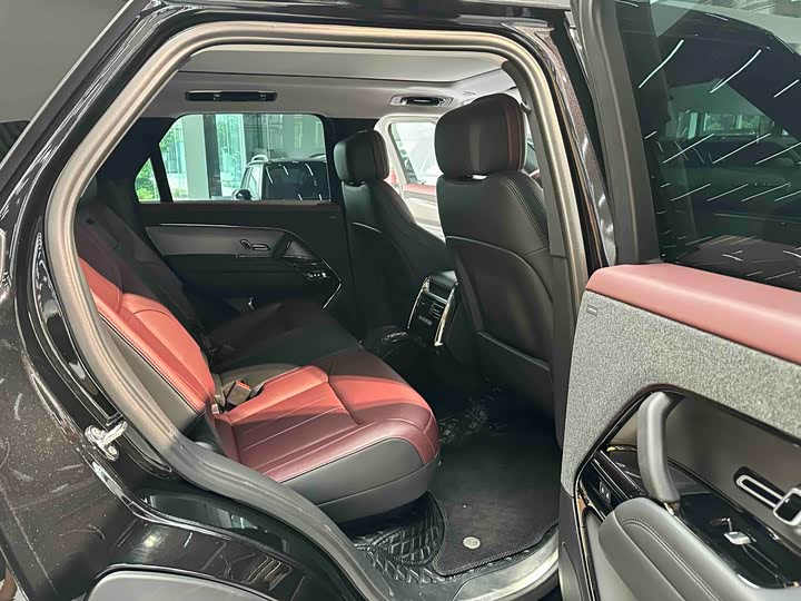 Land Rover Range Rover Sport — фото 12