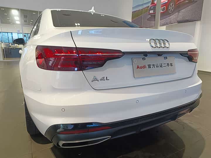 Audi A4L 2024 40 TFSI — фото 10
