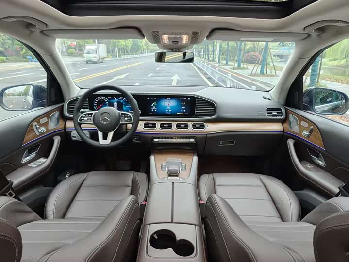 Mercedes-Benz GLE — фото 6