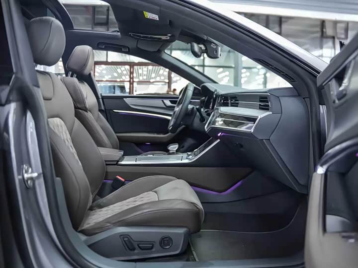 Audi A7L 2022 45 TFSI quattro S-line — фото 4
