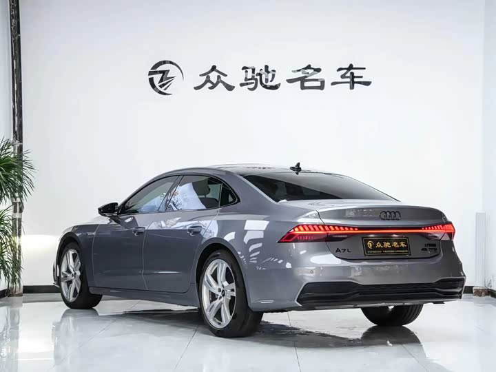 Audi A7L 2022 45 TFSI quattro S-line — фото 12