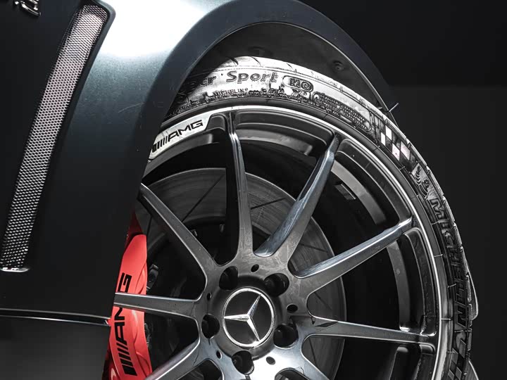 Mercedes-Benz C-Class 2018 AMG C 63 Blackseries — фото 8