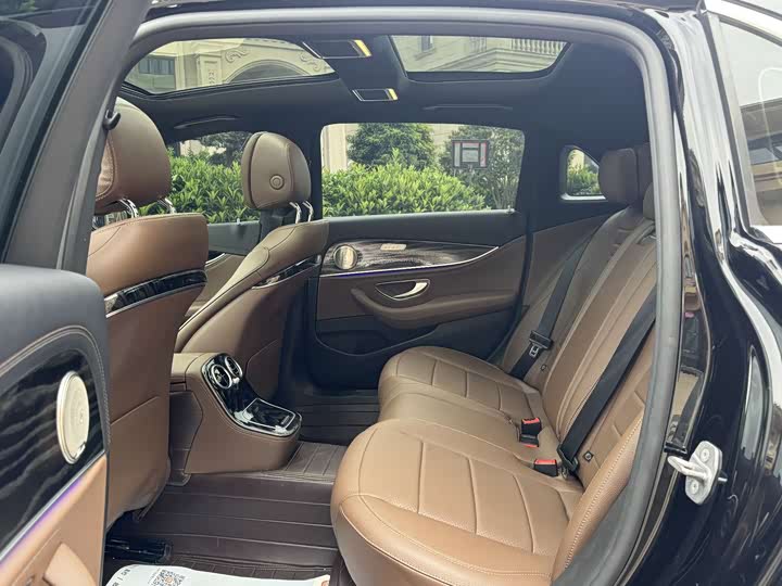 Mercedes-Benz E-Class 2021 E 300 L — фото 9
