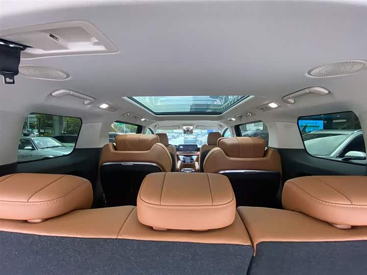 Hongqi HQ9 PHEV 2024 2.0 T 4 WD — фото 7