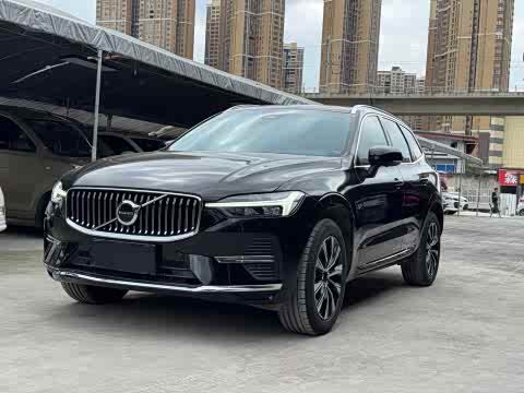 Volvo XC60 2023 B 5 4 WD — фото 10