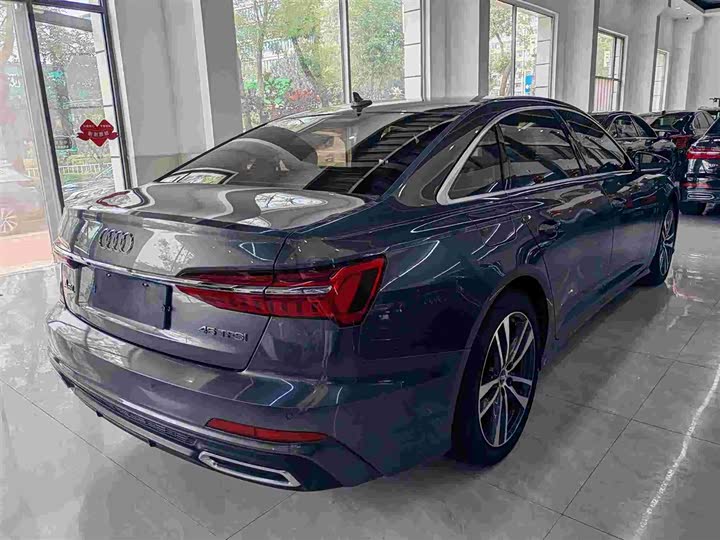 Audi A6L 40 TFSI люкс-динамик — фото 4
