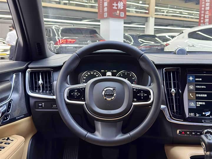 Volvo V90 2017 Cross Country T 5 AWD — фото 12