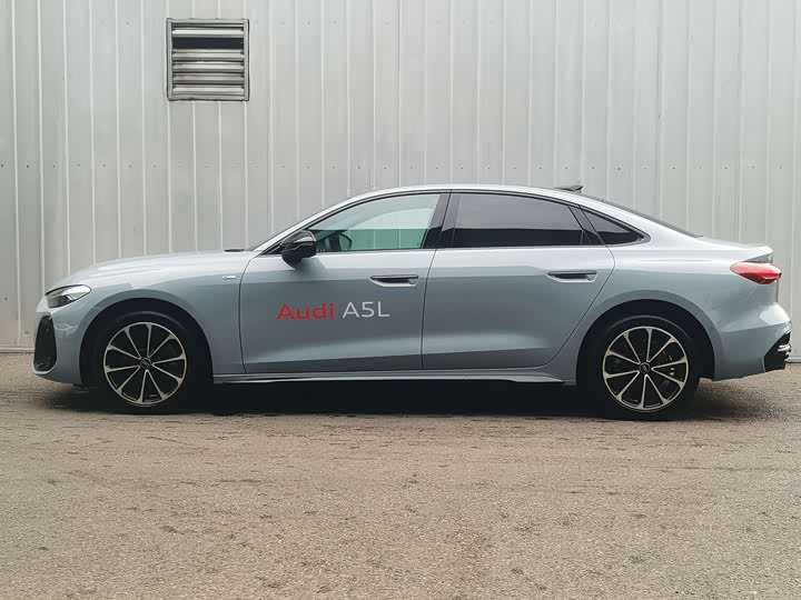 Audi A5L 2026 2.0 T Plus — фото 3