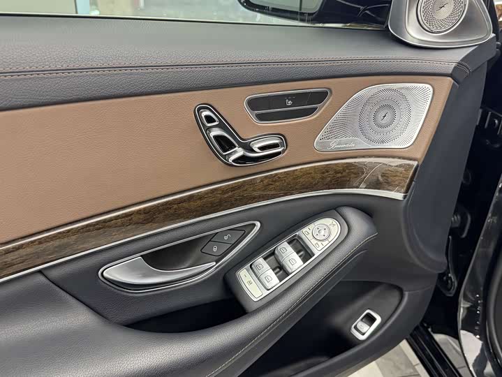 Mercedes-Benz S-Class S 320 L — фото 12