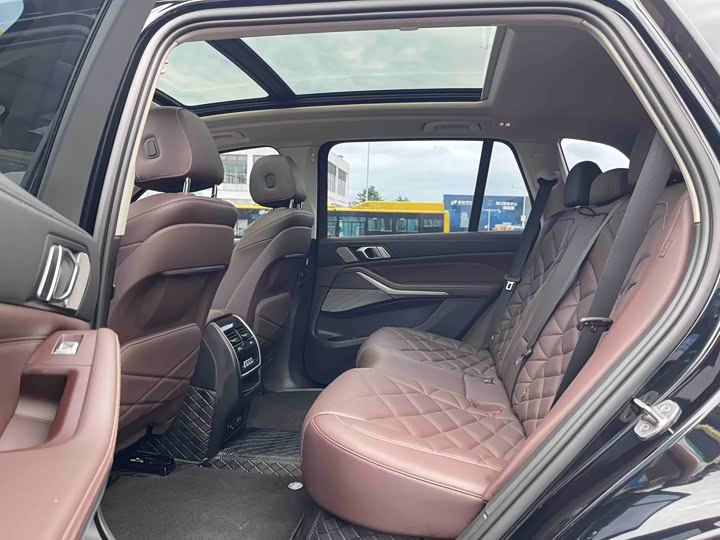 BMW X5 2022 x Drive 30 Li M — фото 6