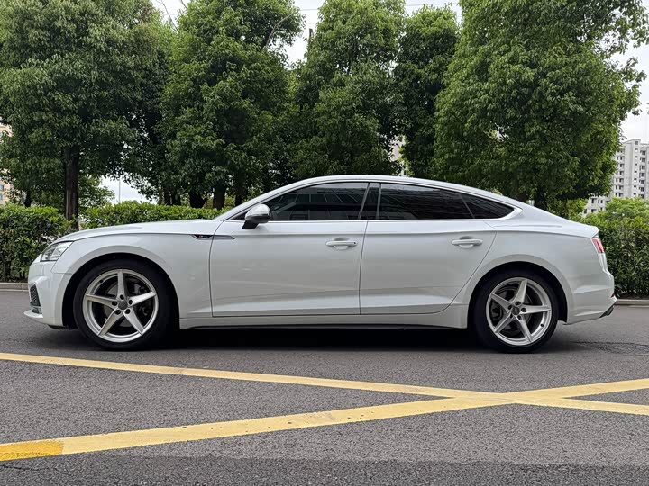 Audi A5 Sportback 40 TFSI стиль — фото 12