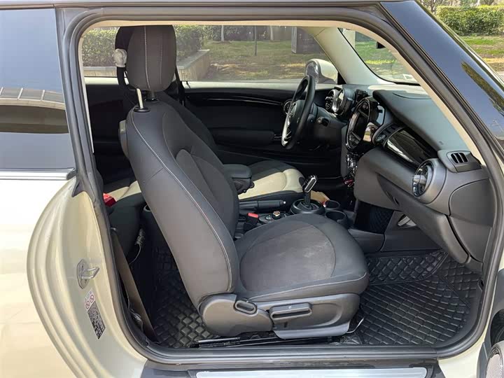 MINI Hatch — фото 15
