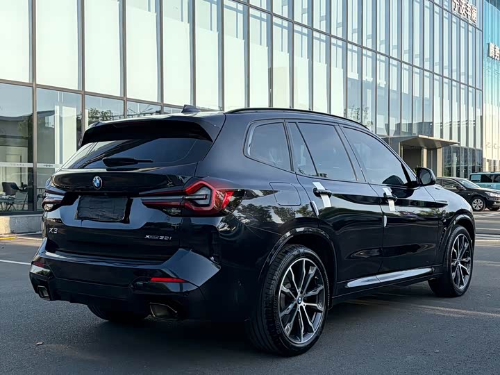 BMW X3 xDrive30i продвинутая M — фото 17