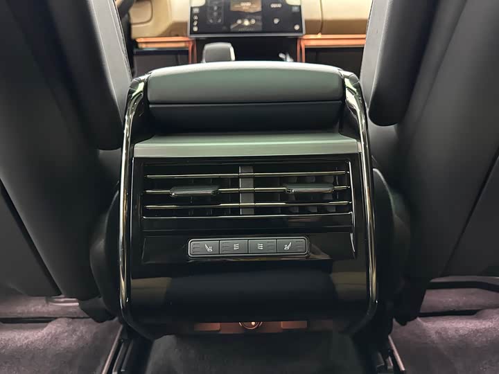 Land Rover Range Rover Sport — фото 18