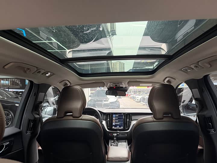 Volvo XC60 2020 T 5 4 WD — фото 16