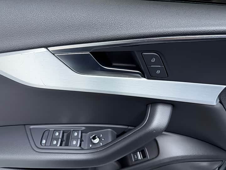 Audi A4L 40 TFSI стиль-динамик — фото 6