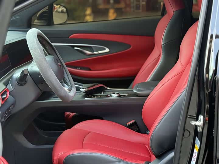 Changan UNI-T 2020 1.5 T Premium — фото 11