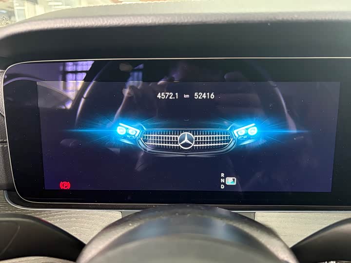 Mercedes-Benz E-Class 2023 E 300 L — фото 13