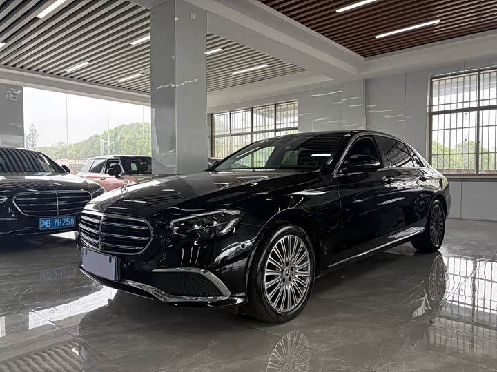Mercedes-Benz E-Class 2023 E 300 L — фото 1
