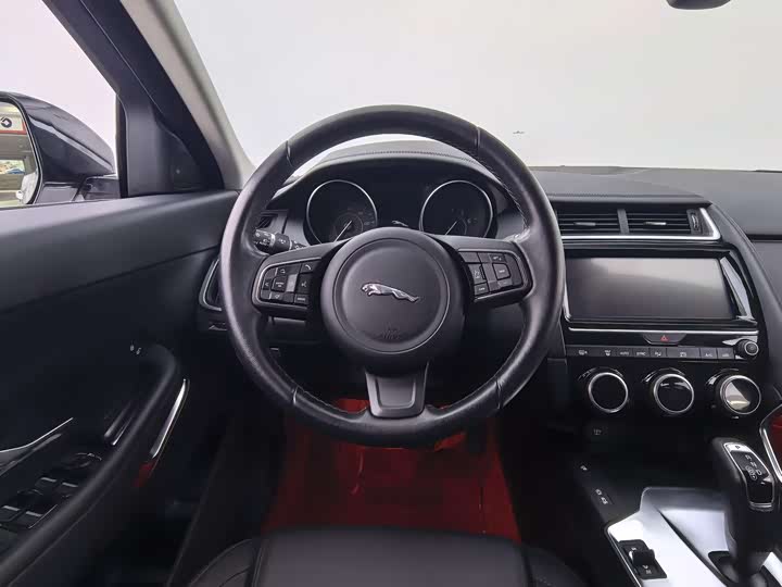 Jaguar E-PACE 2018 P 200 S V — фото 16