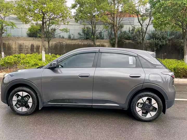 Geely Galaxy Starwish — фото 12
